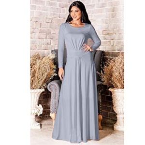 💫 NEVER WORN 💫 Gray Flowing Dress